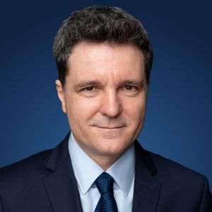 Sursa foto: Facebook / Nicuşor Dan